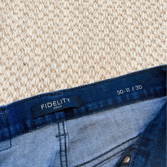 Fidelity Denim Men’s Jeans Size 30 – Medium Wash Straight Fit LIKE NEW - Picture 5 of 14